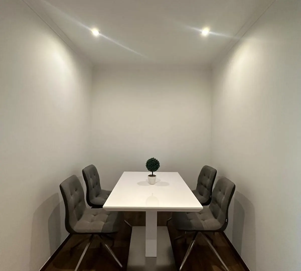 High Rise Cozy 2Brd Flat Apartment Prague